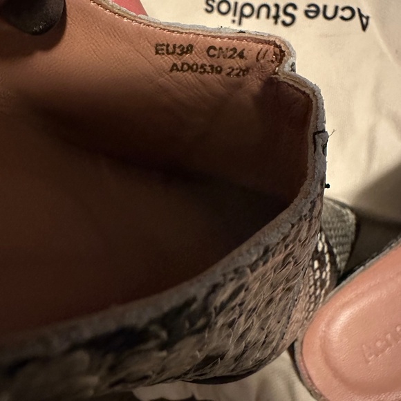 Acne Studios Snakeskin Pointed Mule Size 38 - Picture 9 of 9